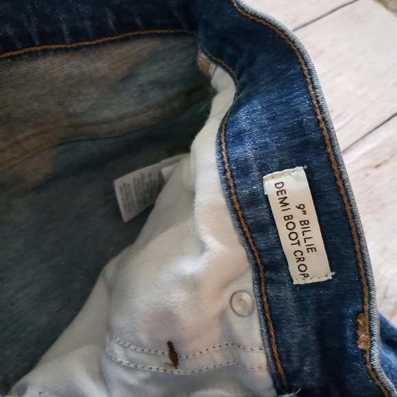 J.CREW Denim 9" Billie demi-boot crop jean in Caddy wash Jeans - Picture 6 of 9